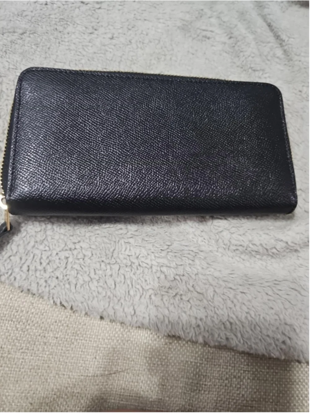 Coach this zip